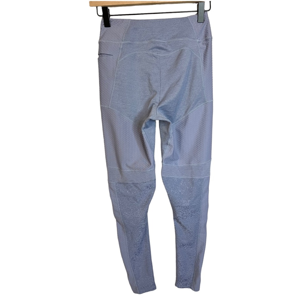 Gymshark True Texture Leggings - Picture 6 of 11